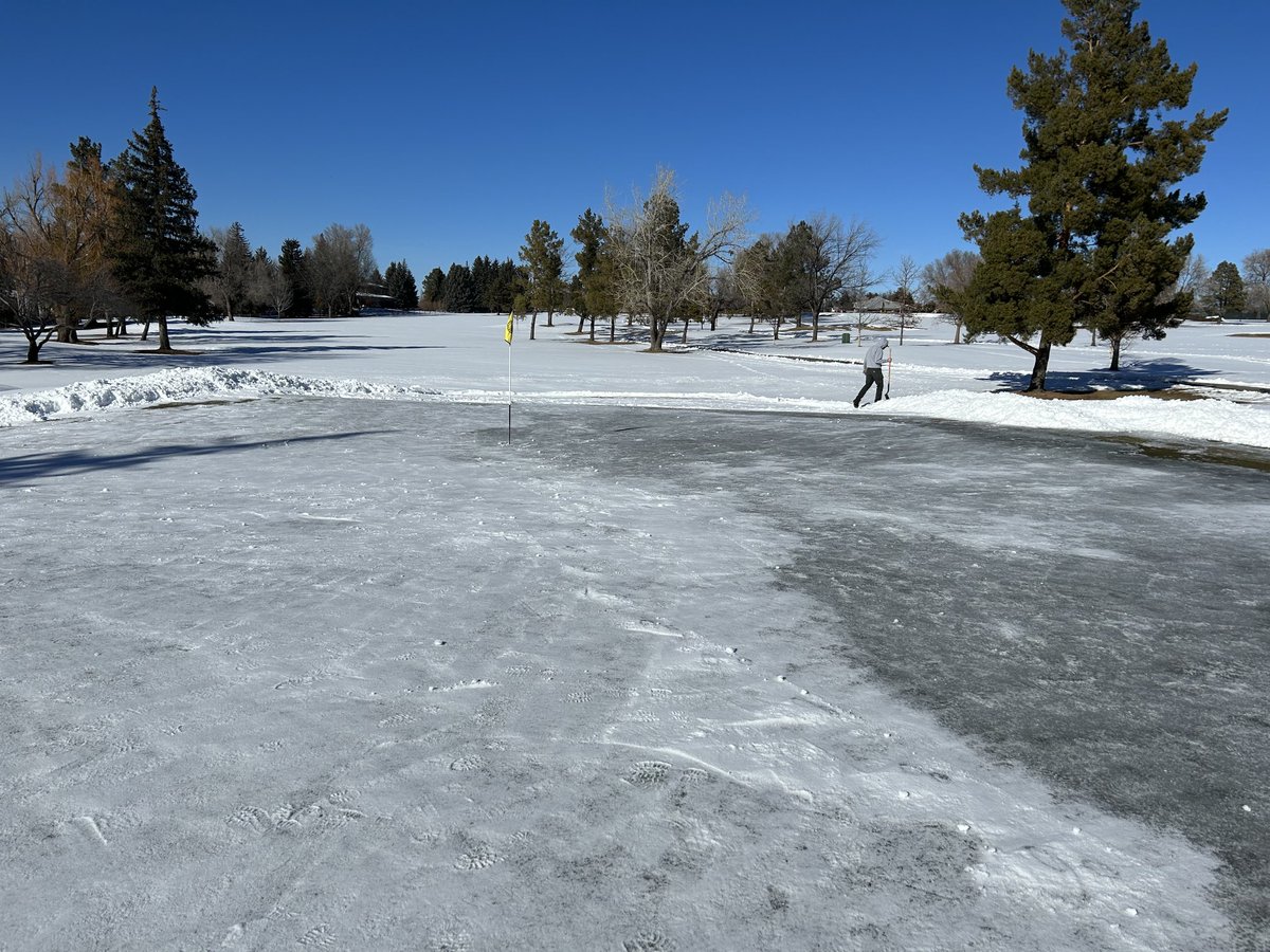 bouldergrounds's tweet image. Started the clearing process on greens, got it down to the thin ice layer.  Looking good below!  Plenty more to do trying to knock out the northern exposures first so they stand a chance.