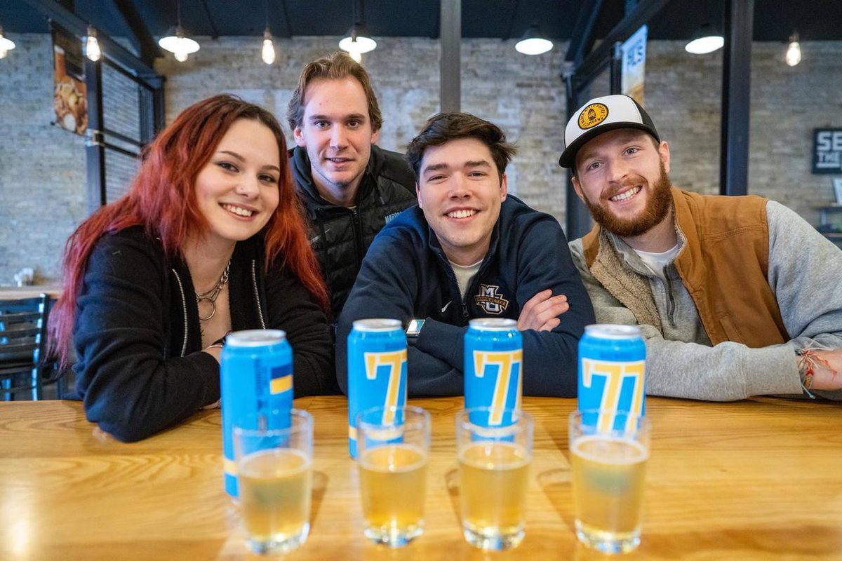 MarquetteU's tweet photo. .🍻 @blueandgoldbrew, a student-run business venture launched as part of an undergraduate applied learning program in @MUBusiness, has unveiled ’77 Golden Ale to be released and sold on National Marquette Day, Saturday, Feb. 4.

Learn more: https://t.co/ofQEdhW0Ps https://t.co/nN2JLa8XDD