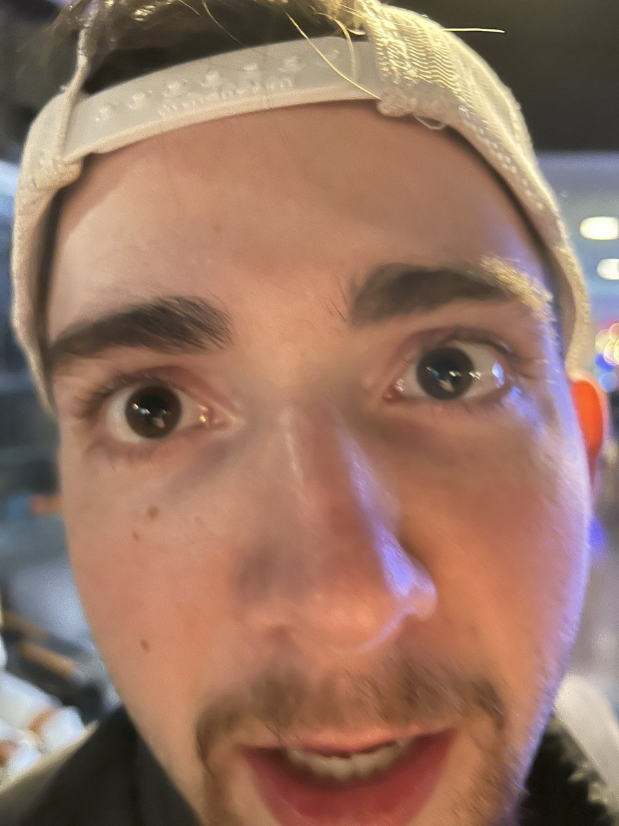 _BFullerton_'s tweet photo. Me: “hey Tyler I’m fucked up right now. What do my pupils look like?”
Tyler: “Here lemme take a picture.” https://t.co/nGhRN5dLuF