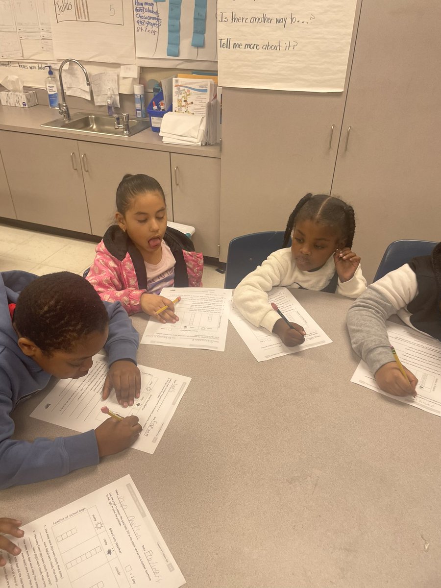 Kynadi24's tweet photo. They love ADSY Wednesday’s @SmithES_AISD https://t.co/vd29SjKG4J