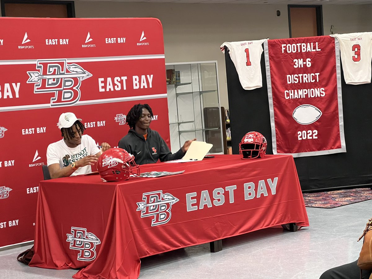 Congratulations to 1️⃣&amp;3️⃣ on signing there NLI today!! 
<a href="/VincentKetchup/">VINCENT KETCHUP</a> is headed to <a href="/MSUBeaversFB/">Minot State Football</a> 

<a href="/AidenShowers/">1take.aiden</a> is headed to <a href="/EdwardWatersFB/">Edward Waters Football</a> 

We are so proud of the both of you, go represent the bay with pride!!
#baymade #FAMILY🏹