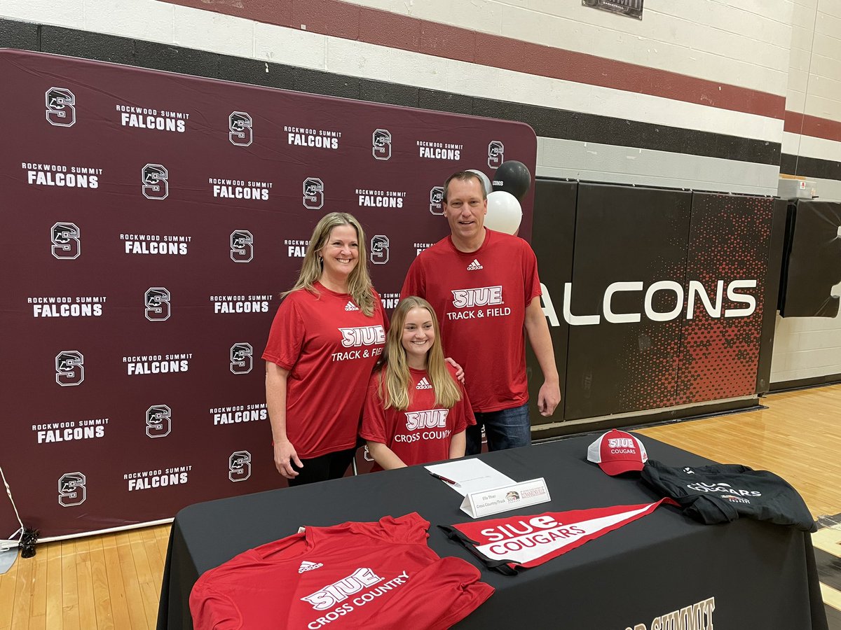 Summit Girls Track and Field tweet media