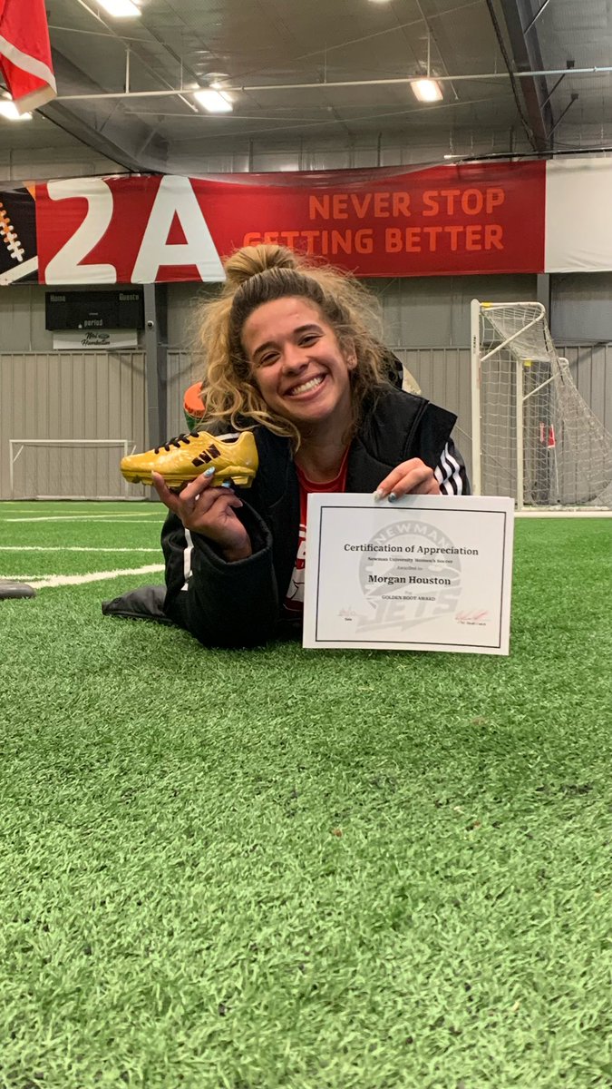 NewmanJetsWSOC's tweet photo. Week 2 Award Winners ❗️ #goldenboot #hardhat https://t.co/RyBGaEjBnz