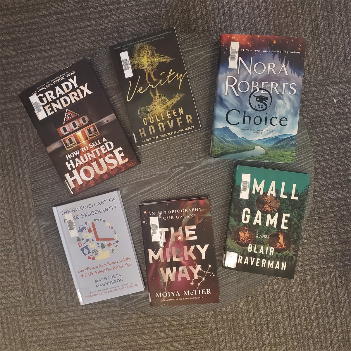 WaterlooNELib's tweet photo. Package deliveries are extra fun at the library. Come and see what all's new! 📦📚 https://t.co/Zdp8YrqMLi