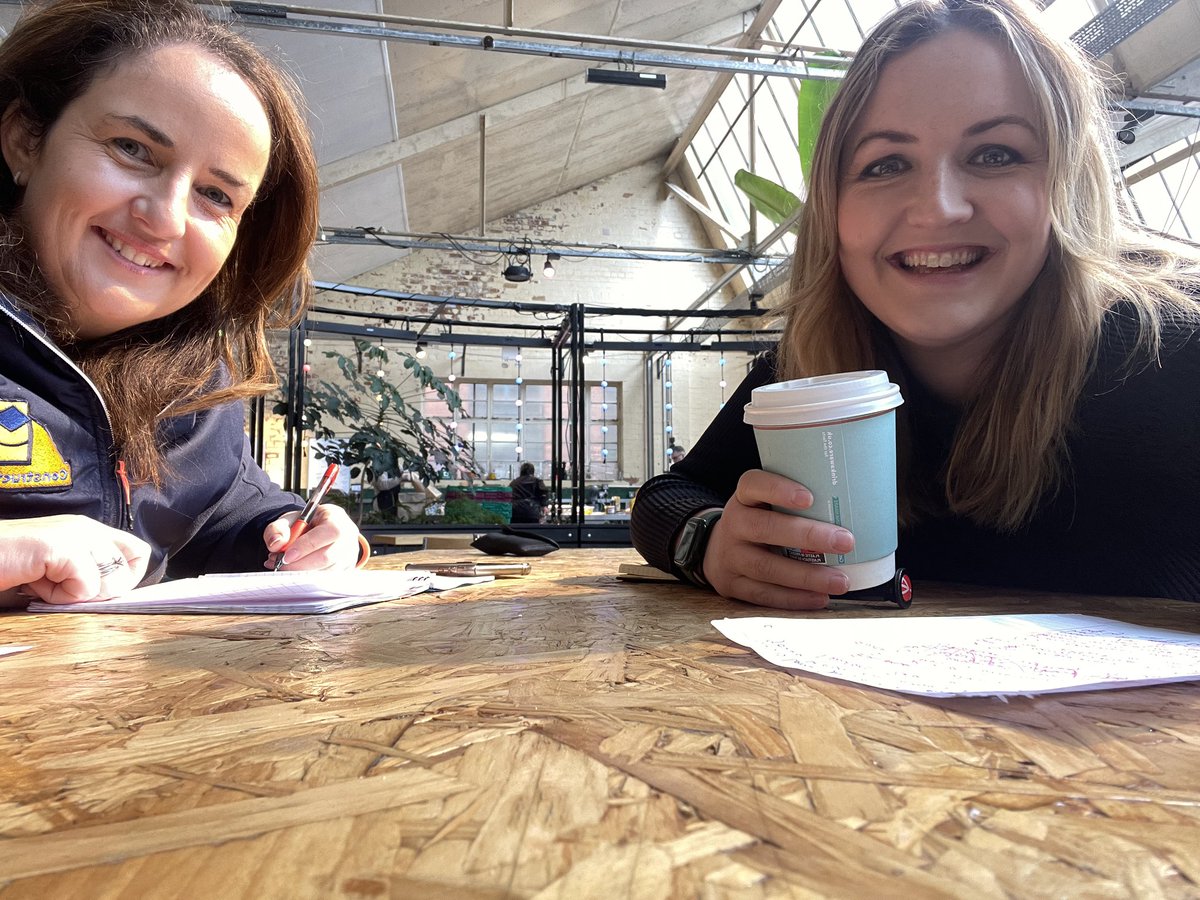 I had a really flippin good work day today. Start to finish it was jam packed with lovely people. <a href="/lornahagan/">lorna hagan</a> <a href="/AwakenHub/">AwakenHub</a> | creating some magic for  <a href="/Pulsar_NI/">Pulsar</a>