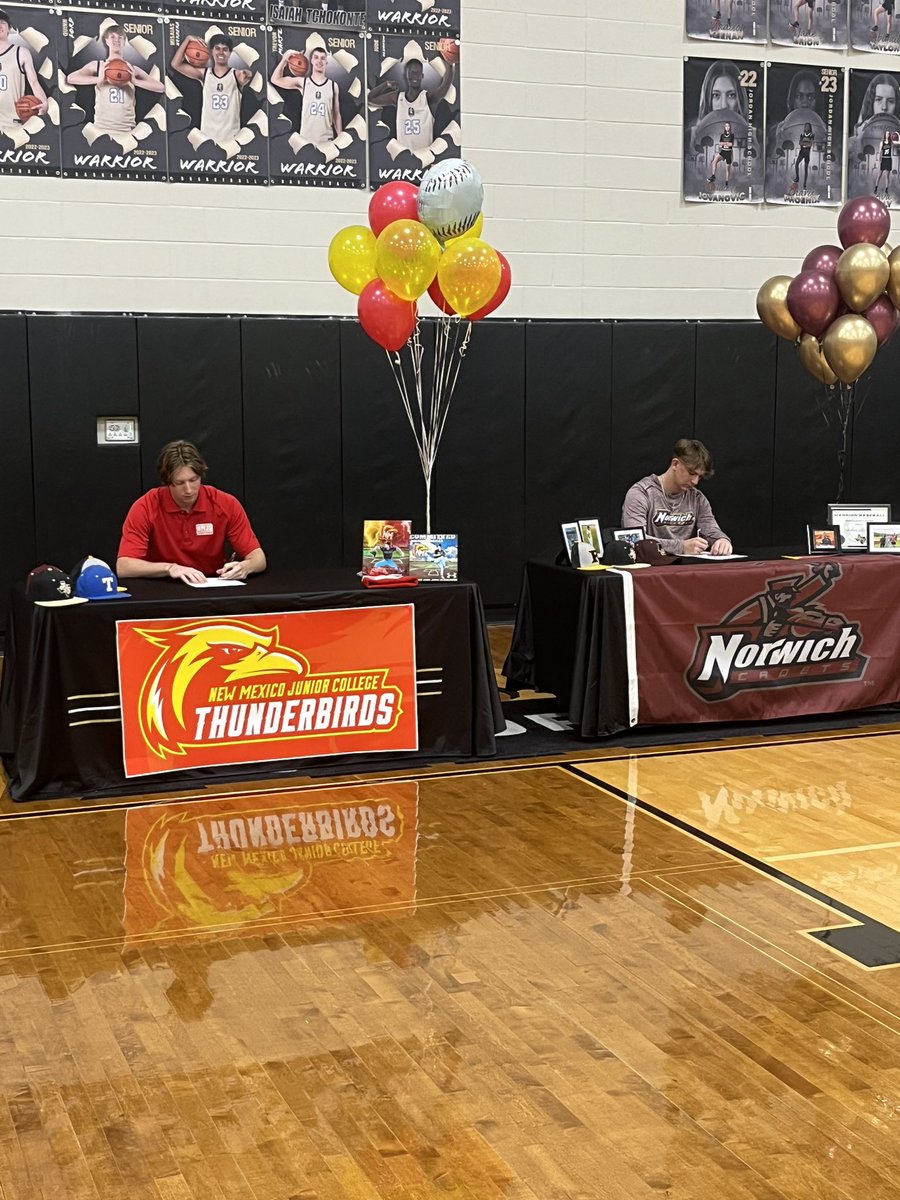 JordanHSBaseba1's tweet photo. Congrats @montybognar and @Aviatoraidan on your commitments. Our first players to play at the collegiate level! #workwins https://t.co/SWdEPvkVlt