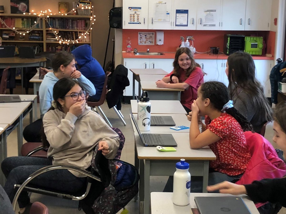 Congratulations to Division 4 at Rockheights Middle School, winners of their school’s Ramen for Reading Challenge reading competition. Students and staff tracked their reading throughout the month of January, with the winning class racking up over 810 reading hours! #sd61learn