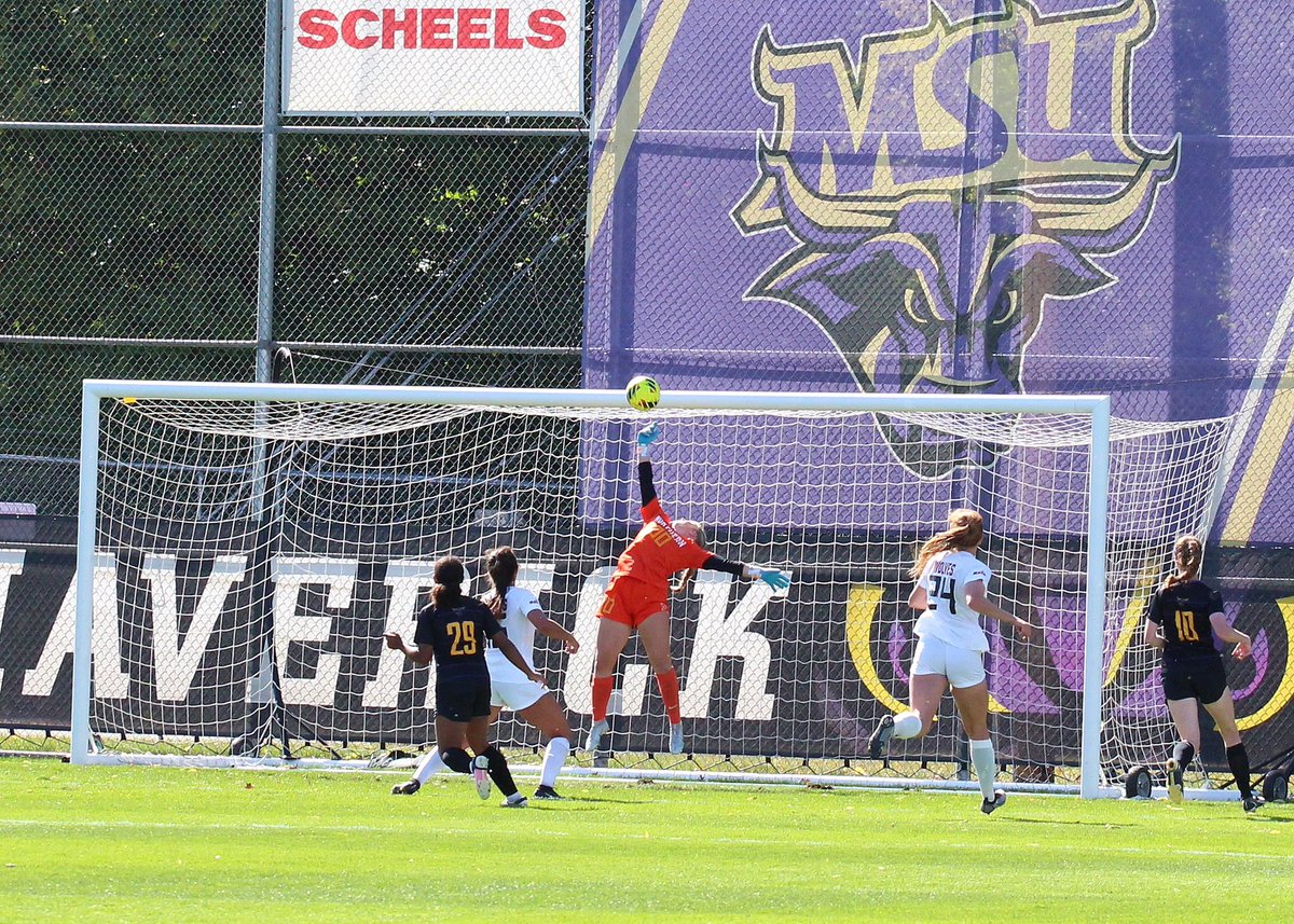 chyanne townsend tweet media