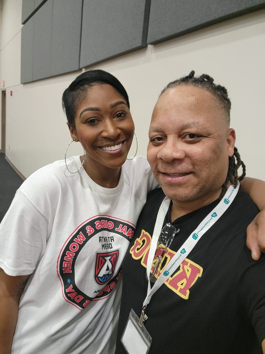 MLKJaguars_Athletics (@mlkjaguarsath) on Twitter photo Thanks Again to the Atlanta Dream Staff and players for coming out to drop some knowledge on our girls. <a href="/kimogibbs/">Kim Gibbs</a> <a href="/AtlantaDream/">Atlanta Dream</a> <a href="/APSMLK/">Martin Luther King, Jr. Middle School</a> Thanks Again to the Atlanta Dream Staff and players for coming out to drop some knowledge on our girls. <a href="/kimogibbs/">Kim Gibbs</a> <a href="/AtlantaDream/">Atlanta Dream</a> <a href="/APSMLK/">Martin Luther King, Jr. Middle School</a>