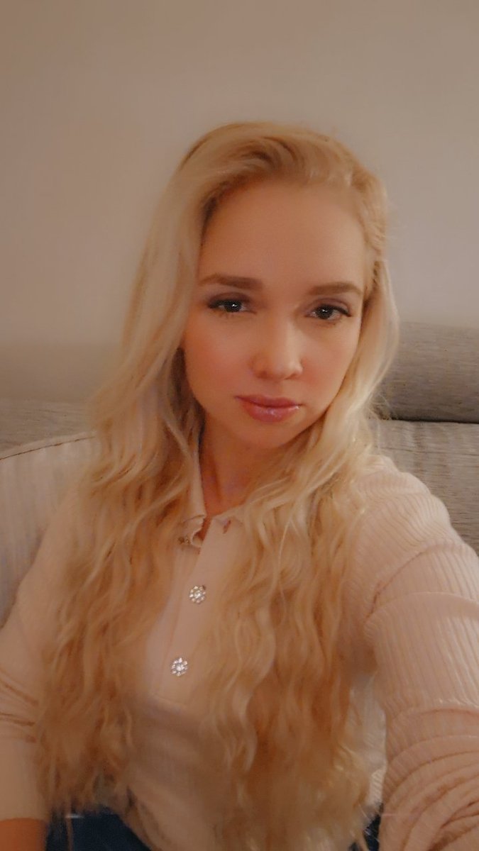 I'm now live on twitch