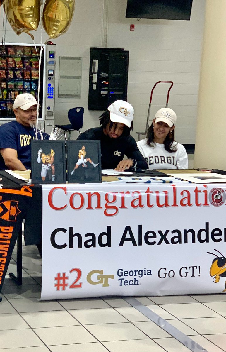 Official. 🐝 #gojackets