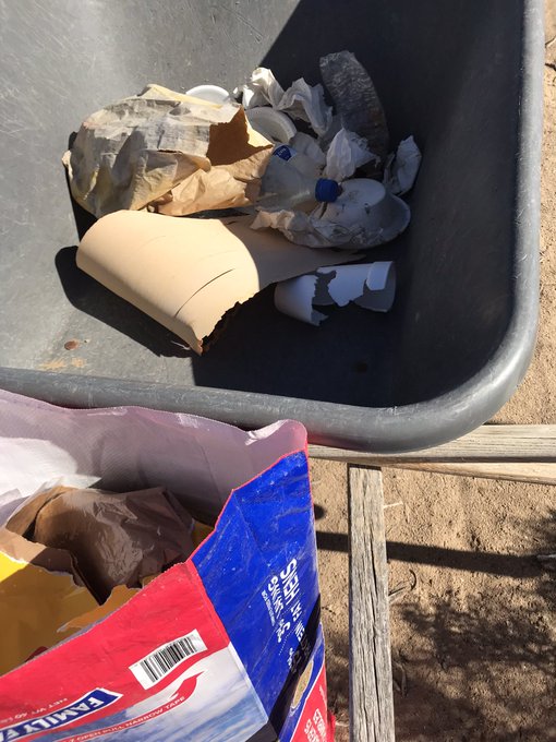 I&rsquo;m getting some trash picked up from out in the desert. I won&rsquo;t go to far today because I didn&rsquo;t really<a href="/tag/kittens"class="tags"><span>#kittens</span></a><a href="/tag/catsoftwitter"class="tags"><span>#catsoftwitter</span></a><a href="/tag/mycat"class="tags"><span>#mycat</span></a>