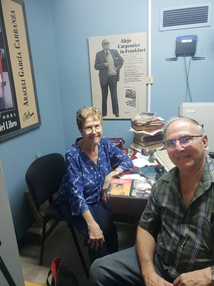 Omar Valiño (@omarvalinocedre) on Twitter photo En su cubículo Araceli García Carranza recibe a su amigo Emilio Cueto y encuentra 2 de los 3 libros de nuestras Ediciones Bachiller de la <a href="/BiblioNacCuba/">Biblioteca Nacional de Cuba José Martí</a> impresos gracias al <a href="/cubano_libro/">Instituto Cubano del Libro</a> para
homenajearla en la inminente #Feria
Hoy ¡61! años de trabajo en la biblioteca cubana. En su cubículo Araceli García Carranza recibe a su amigo Emilio Cueto y encuentra 2 de los 3 libros de nuestras Ediciones Bachiller de la <a href="/BiblioNacCuba/">Biblioteca Nacional de Cuba José Martí</a> impresos gracias al <a href="/cubano_libro/">Instituto Cubano del Libro</a> para
homenajearla en la inminente #Feria
Hoy ¡61! años de trabajo en la biblioteca cubana.