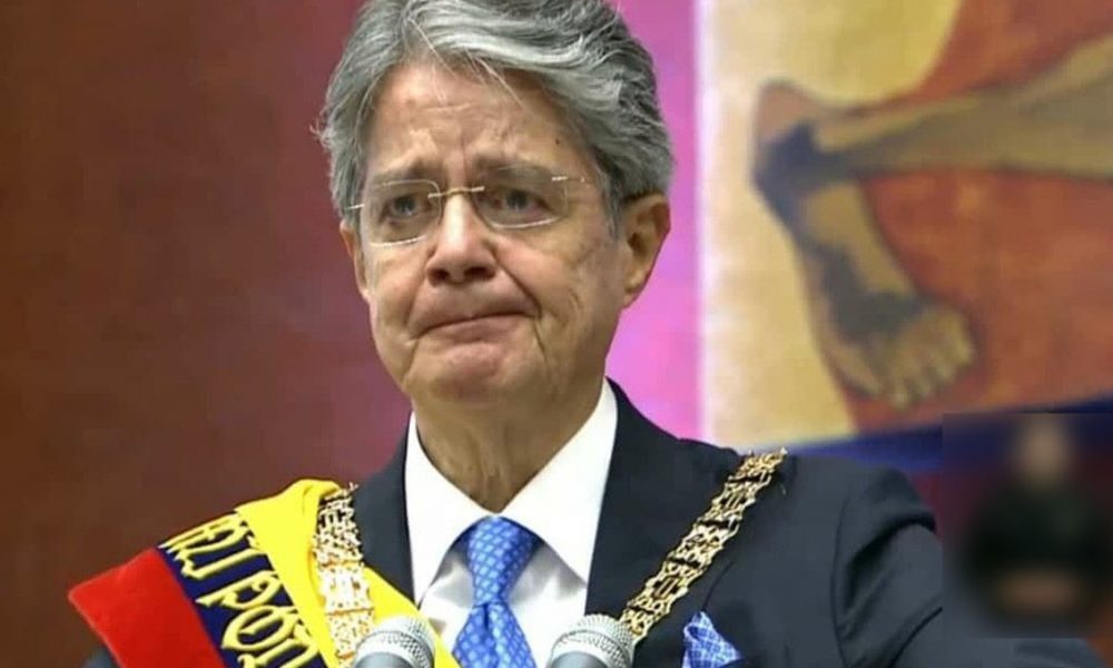 DosParrafosNews's tweet photo. 🇪🇨| Guillermo Lasso en 20 meses de gestión acabó con el déficit fiscal  heredado por los últimos gobiernos. En el tercer trimestre se registró un superávit  del 0,1% del PBI, esto lo dio a conocer "El Banco Central de Ecuador"

Activa la👉🔔 @DosParrafosNews https://t.co/yZubrVh9d8