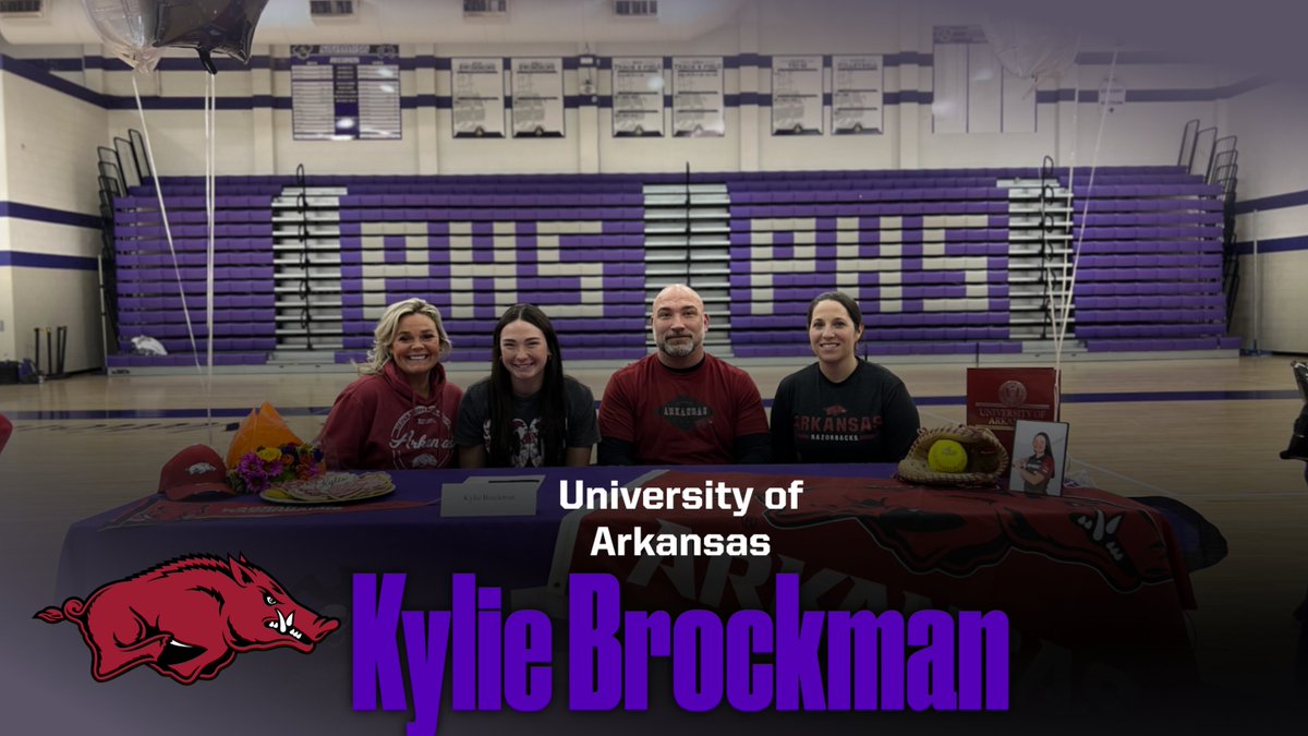 PiperPirates's tweet photo. Congratulations to Kylie Brockman for signing with the University of Arkansas to play softball. Piper HS is proud of everything you have accomplished; best of luck in the future! #PiperthePowerhouse #PirateNation https://t.co/MXRQjRK8dZ