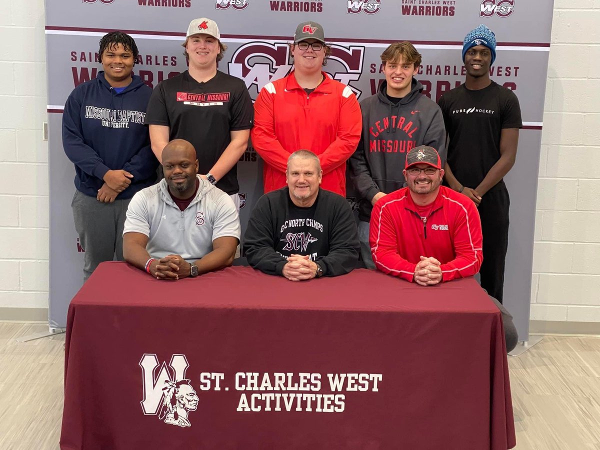B_Miller62's tweet photo. What a great day to become a @GVVikingFB!  Excited for the next chapter. @CoachJoeWoodley @coachdfulton #3D https://t.co/lBRyOjknuo