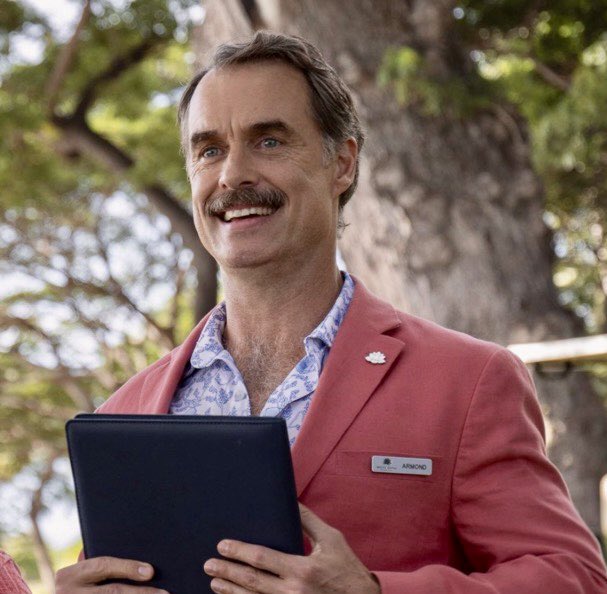 Wolfgang Bremer on Twitter "Junior Designer vs Senior Designer"