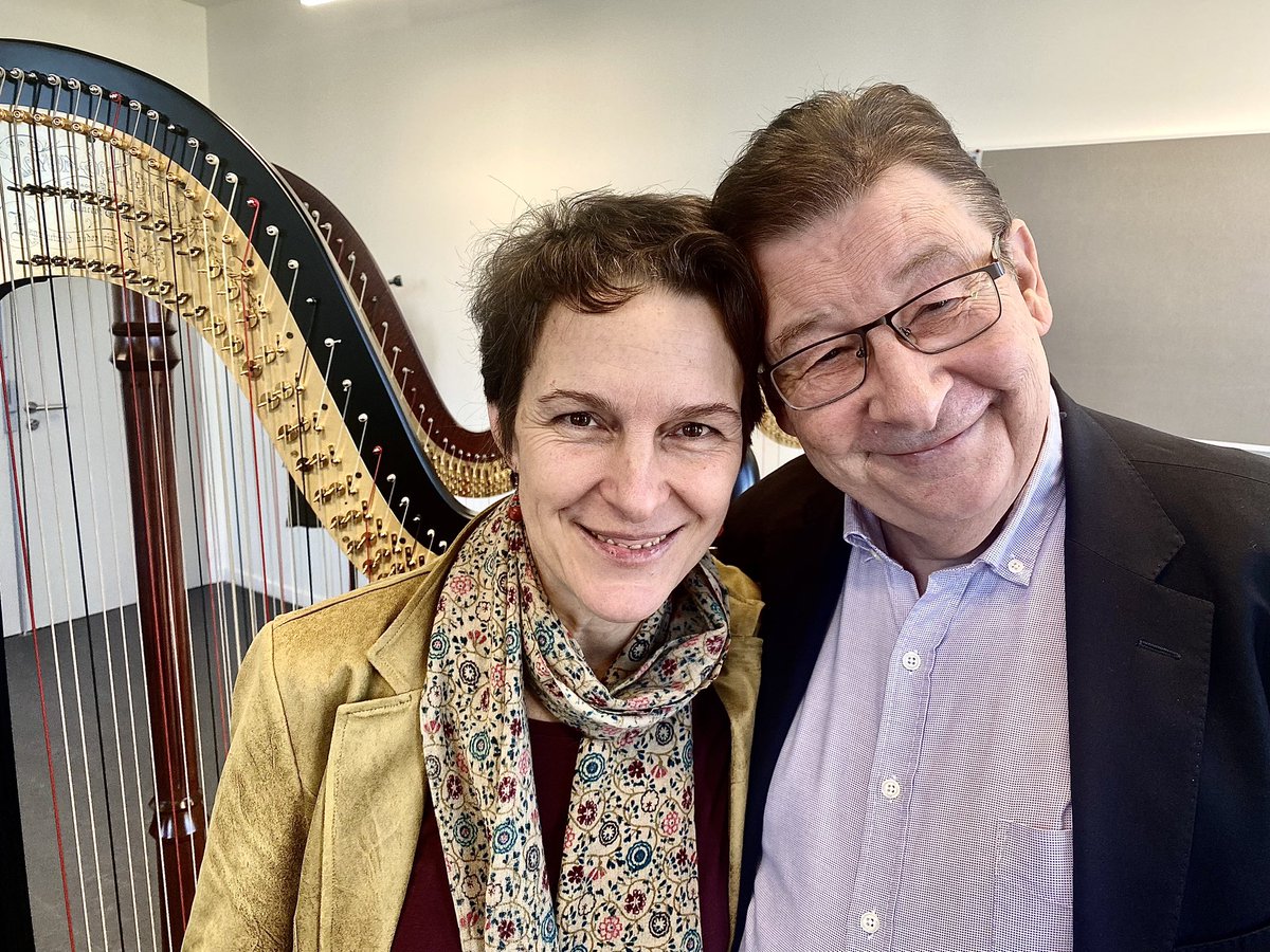 <a href="/philippeflute/">Philippe DEPETRIS</a> Beaucoup de joie d’avoir revu à Antibes, mon amie Marie-Pierre LANGLAMET,harpe solo du BERLINER PHILHARMONIKER avec laquelle j’ai eu le bonheur d’enregistrer un disque Jean-Sébastien BACH en août 1992 et de jouer en concert le flûte et harpe de MOZART. souvenirs!!!