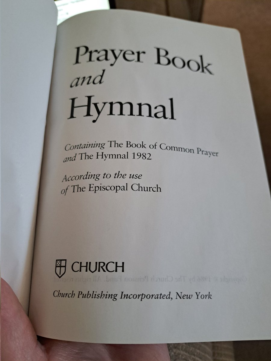 WalkingHymnal's tweet photo. The tools of the new trade arrived today!! #DirectorOfMusic #OLWAnglican https://t.co/rq9XgAnCXk
