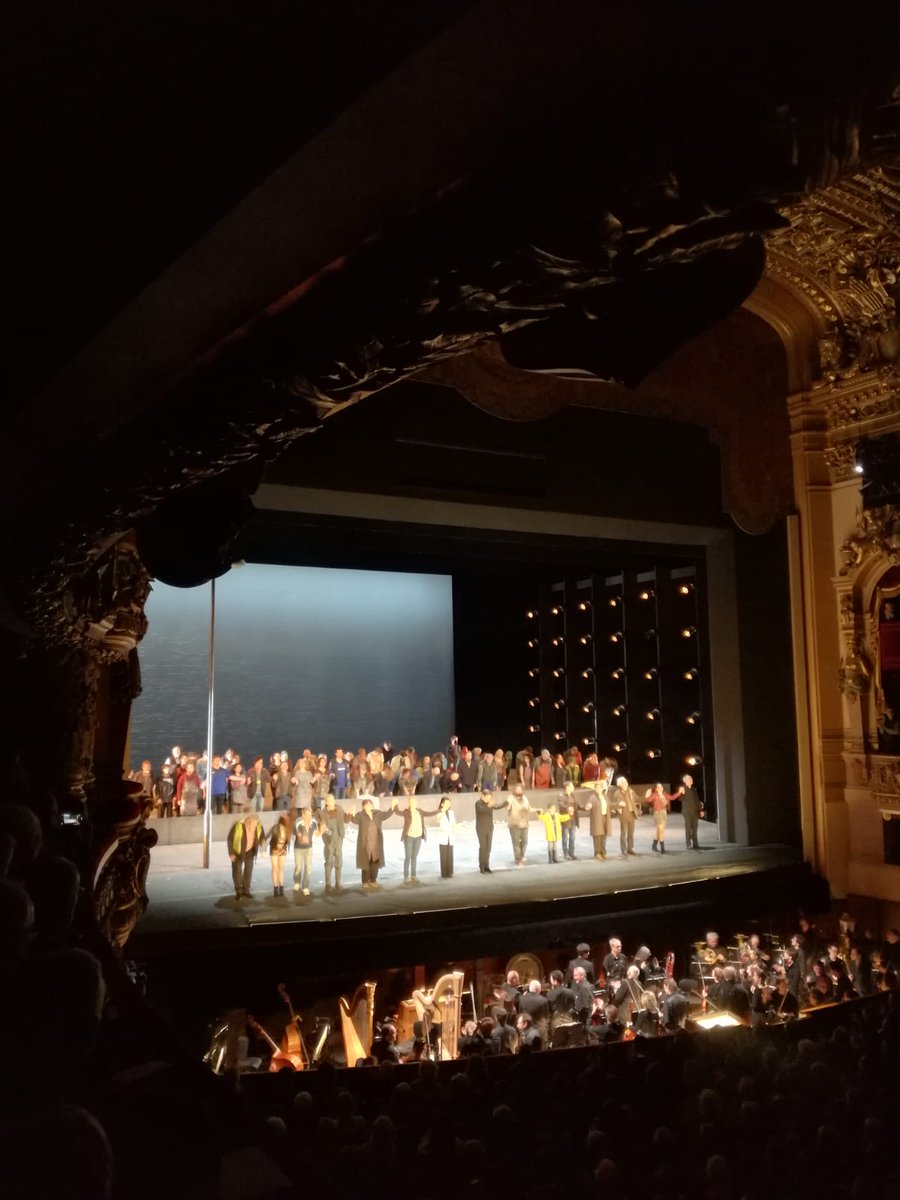 Marion Guillemet (@marionglmt) on Twitter photo Quel déferlement d'émotions ce soir à Garnier ! Le Peter Grimes imbattable d'Allan Clayton et un magnifique exemple d'une mise en scène réussie grâce à Deborah Warner. Merci à l'<a href="/operadeparis/">Opéra de Paris</a> de sublimer ce chef-d'oeuvre 🤩 Quel déferlement d'émotions ce soir à Garnier ! Le Peter Grimes imbattable d'Allan Clayton et un magnifique exemple d'une mise en scène réussie grâce à Deborah Warner. Merci à l'<a href="/operadeparis/">Opéra de Paris</a> de sublimer ce chef-d'oeuvre 🤩