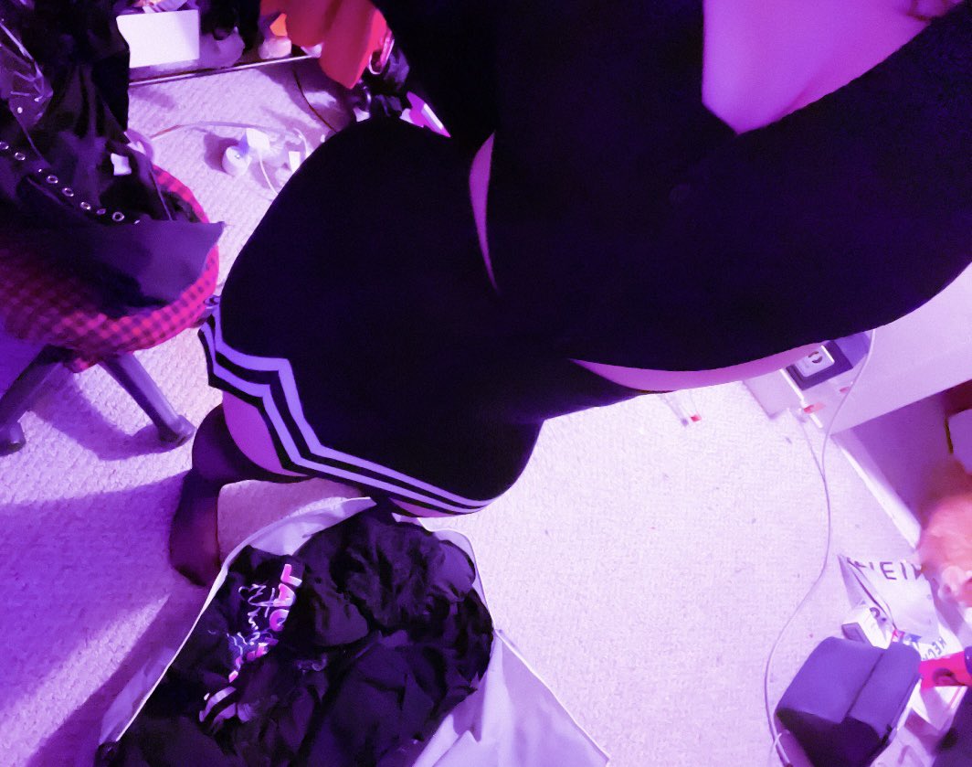 Pentious's tweet photo. Varsity skirt and thigh high moment with this cutout onesie. 💜🖤 https://t.co/XsFQINVd1m