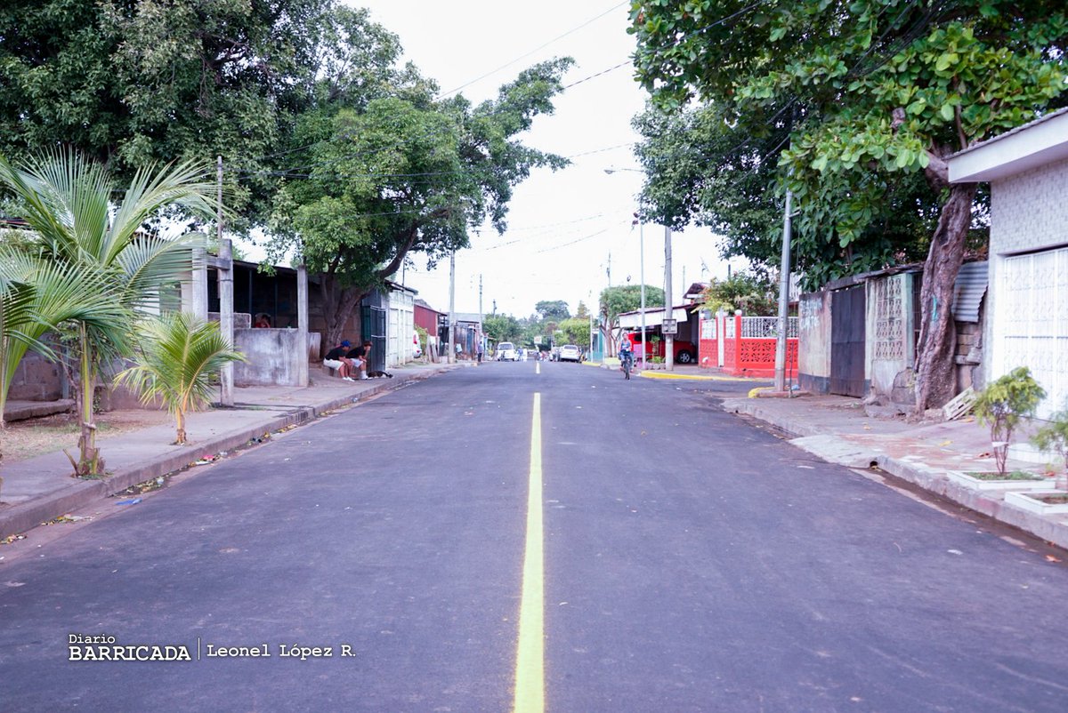 LeoLopezR_'s tweet photo. #Nicaragua | La tarde de este miércoles 1ro de febrero, los  habitantes del barrio Santa Rosa del Distrito IV, junto a las autoridades municipales inauguraron 5 cuadras de calles que fueron recarpeteadas por el programa Calles para el Pueblo 2023.
@db_nicaragua https://t.co/WiV4bI8gN2
