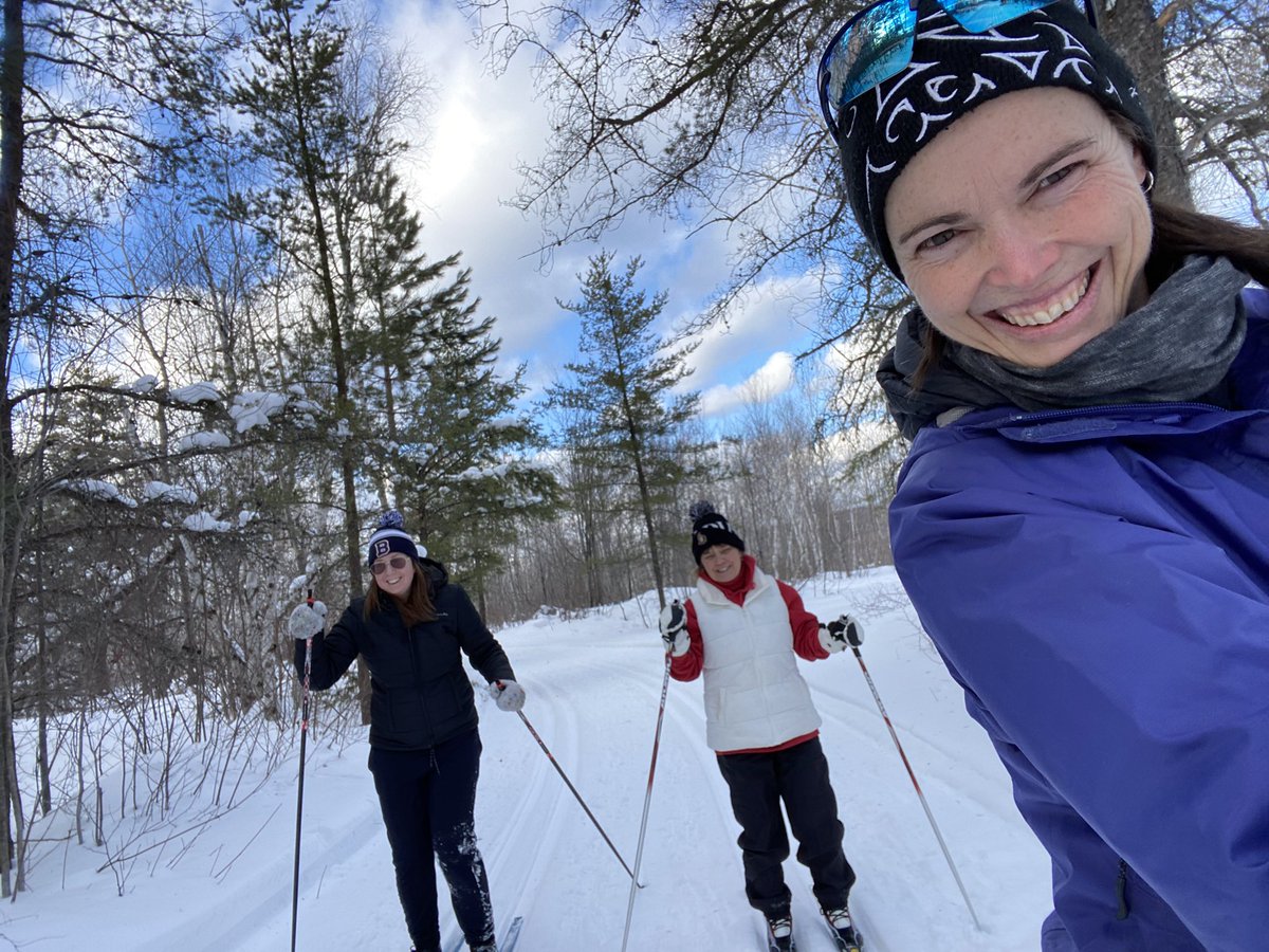 jageddes's tweet image. One of my fav things is teaching skiing to anyone at all who wants to learn! Also, I have such respect for people who learn new skills as adults. 
Thanks @kat2987 for joining us today… regardless of what this 2nd photo shows, you did amazing!! #ski #learntoski #changeyourlife