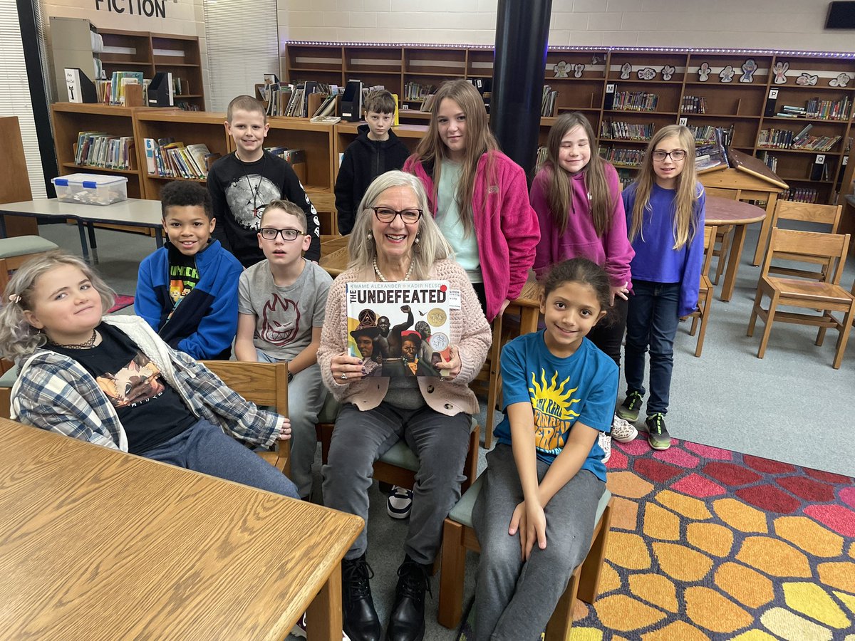 Anna Armstrong tweet media