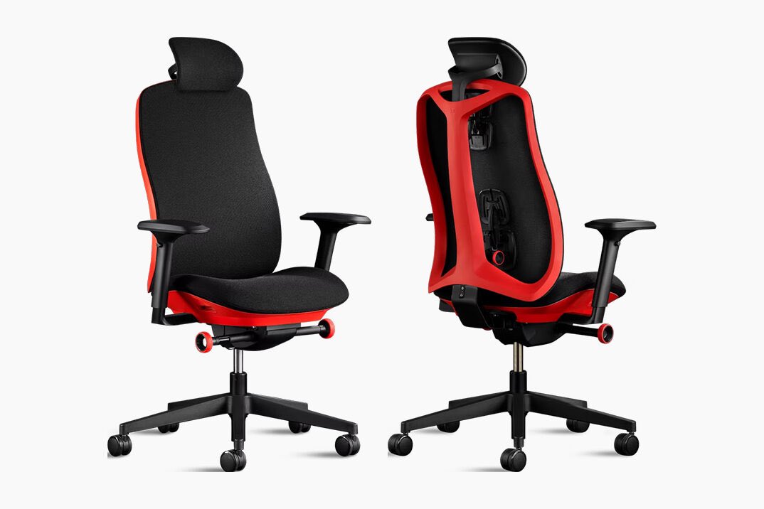 A Throne Fit For A True Gamer - Cougar Armor Gaming Chair (Giveaway) 