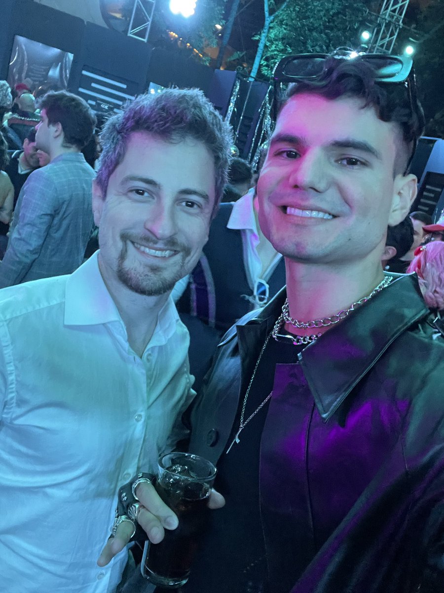 Me encontré al gran Kmanus en los TikTok Awards <a href="/KmanuS88/">Manu Terrones Godoy</a>