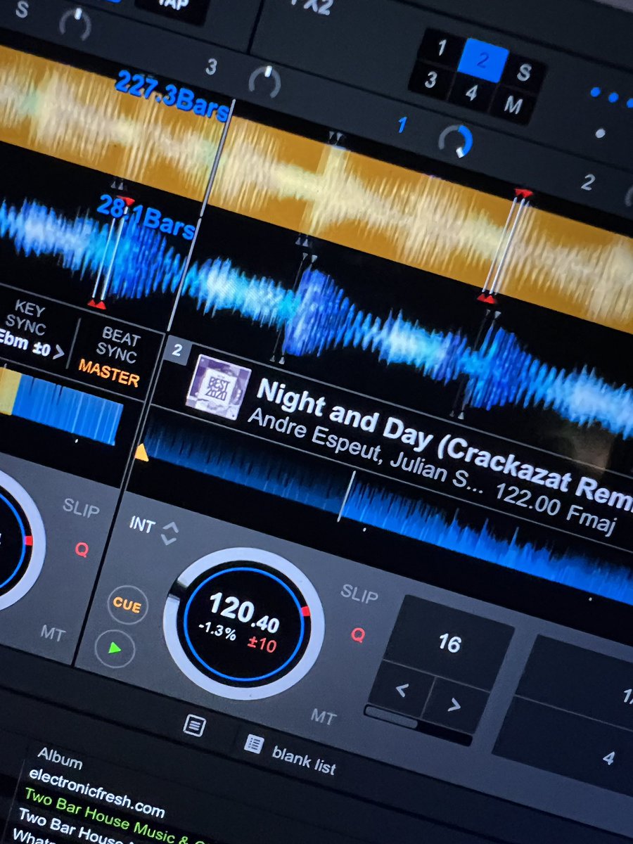 Can’t get away from the lad. 

Been too long <a href="/AndreEspeut/">Andre Espeut Music</a> 🙌🏻