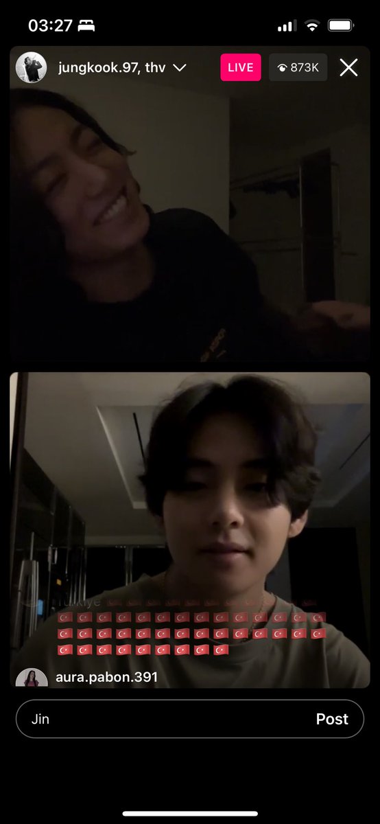 IMabeyMD's tweet photo. When you caught their rare IG live… #JKlive #Vlive https://t.co/gKsTsCQyMv