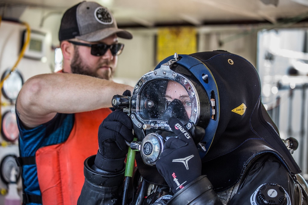 Hands on. Check! Outdoors. Check! Rewarding. Check! 
A career in Commercial diving awaits! and we didn't even mention the pay 😉

#marineindustry #outdoorindustry #outdoorjobs #outdoorjob #adventurejobs #drysuit #realdiving #divebuddy #commercialdiver