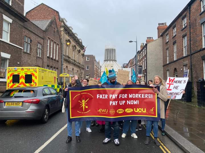 TraceyH4WHM's tweet photo. 12/Thread #Liverpool 
#PCSonStrike #Feb1Strike  #blamethegovt
#CostOfLivingCrisis #FightForFairPay 
No pics of the rally from me as I was stewarding. Some more pics from Karen Fletcher who managed to Steward &amp; take pics. X https://t.co/ICcHLu1K2o
