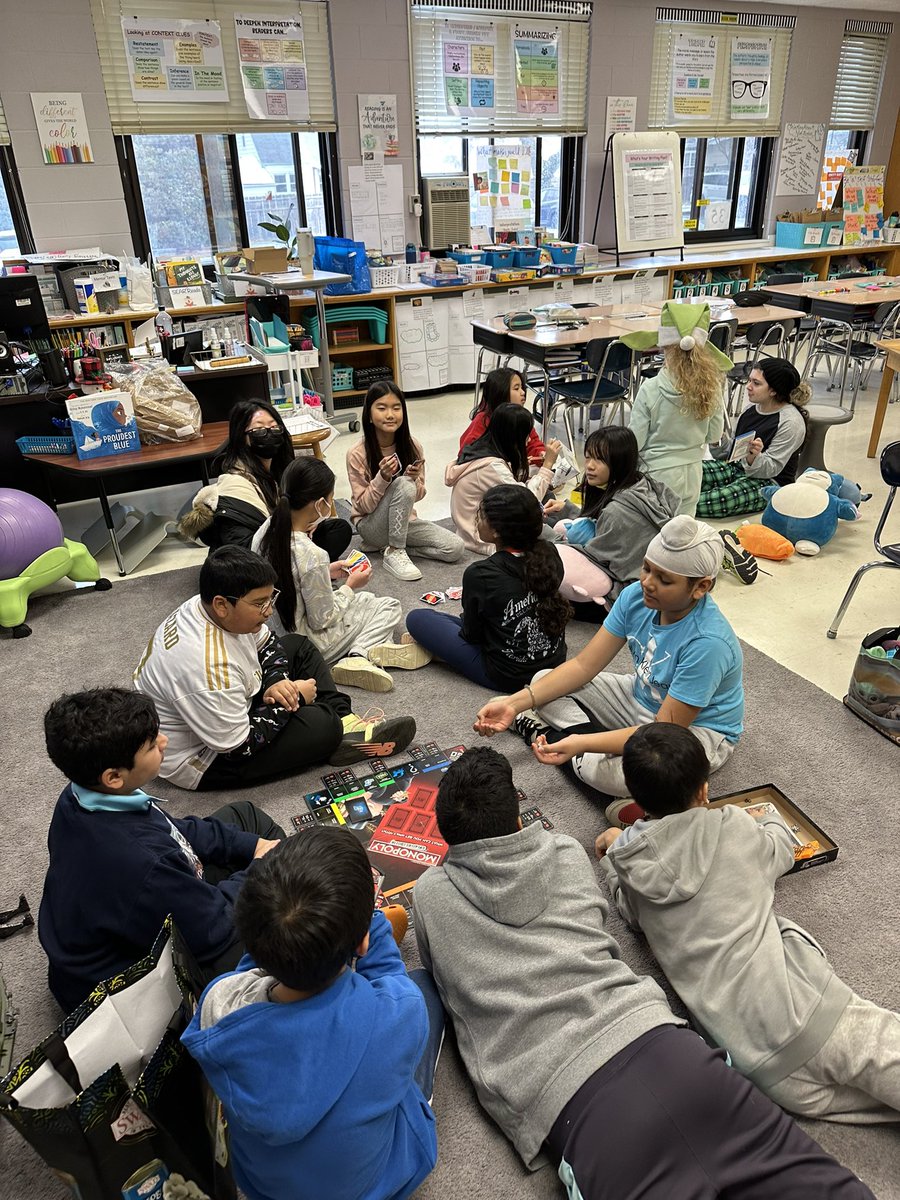 Abritasear5's tweet photo. Fifth graders had a great day participating in Global Play Day! #creativityandimagination @SearingtownK5 https://t.co/hLGOF2Nd5z