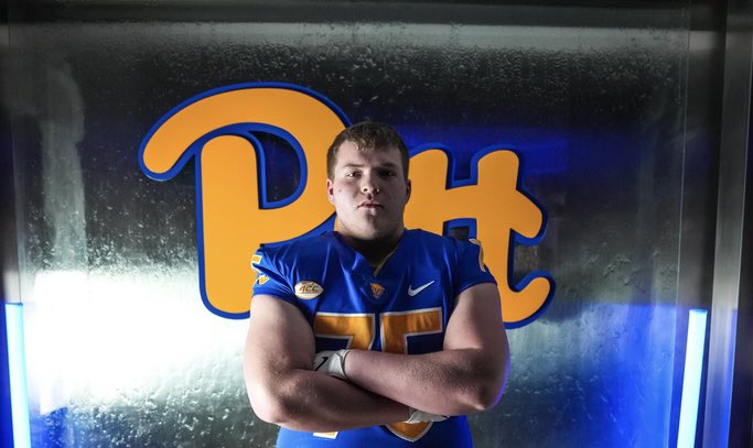 Had a great time at Pitt thanks for having me out! <a href="/CoachDuzzPittFB/">Pat Narduzzi</a> <a href="/ARCHIECOLLINS_/">Coach Collins</a> <a href="/PITTnation1/">H2P</a>