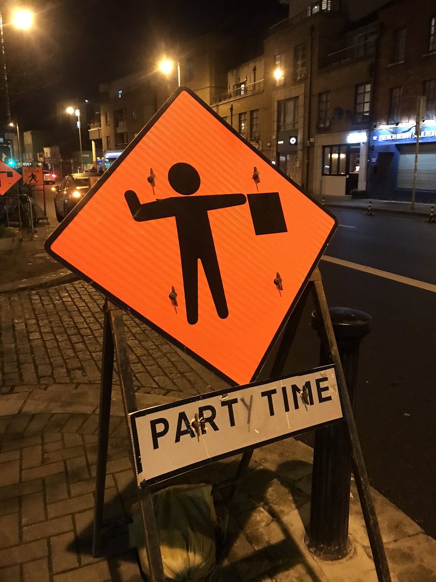 YouLean's tweet image. What time is it? It’s not a full time party - it’s a part-time party 🎉