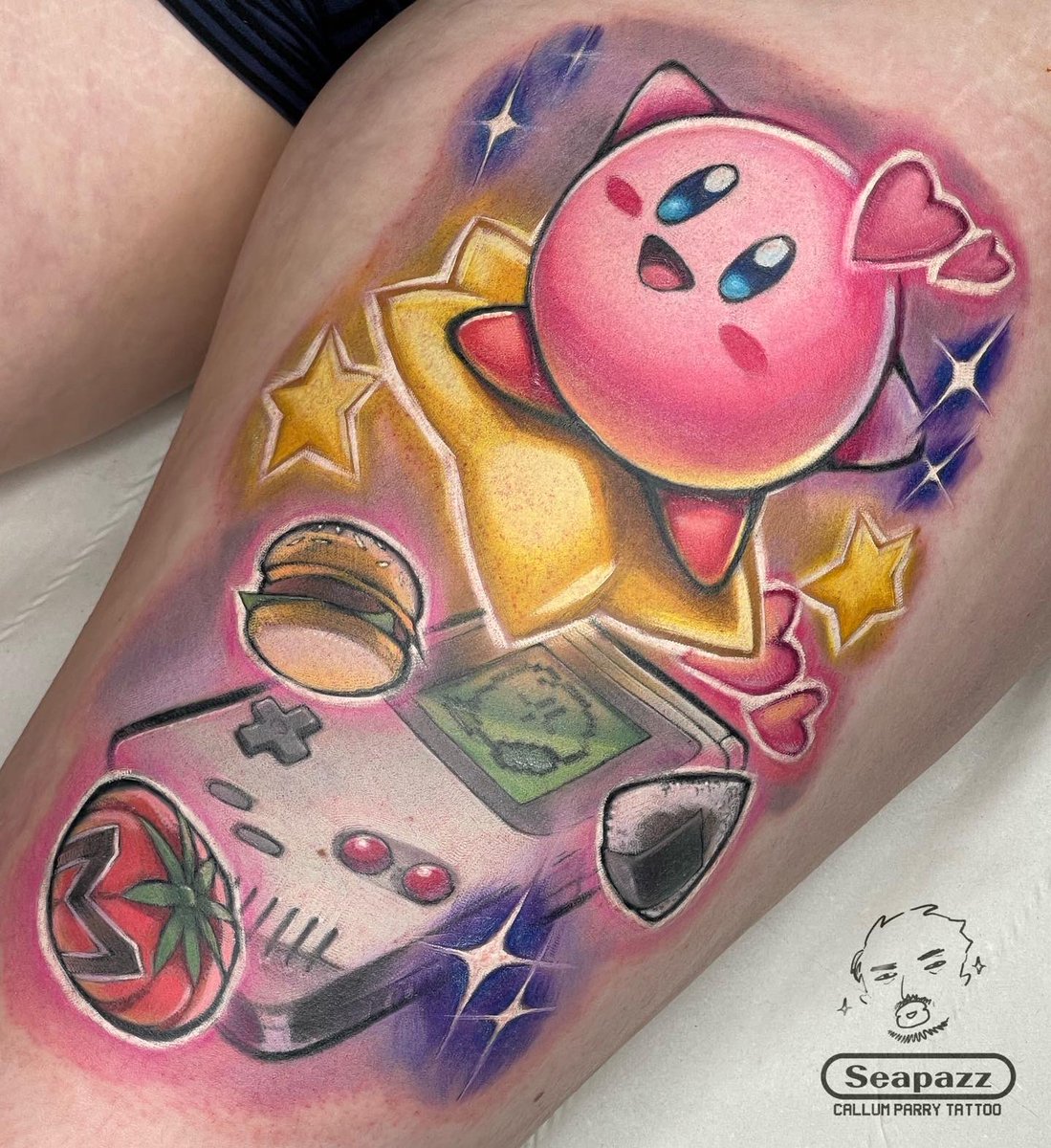 Kirby done last week! Lines healed, colour fresh! 
#kirby #KirbysAdventure #kirbysdreamland #kirbytattoo #nintendo #nintendotattoo #animetattoo #animeink #animeart #electrumink #disrupteverything