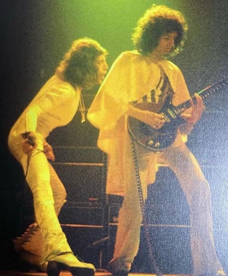 queen archive tweet media