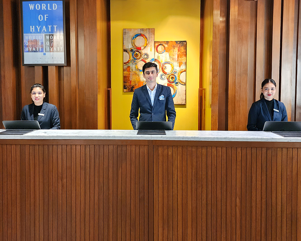 hyattregencyasr's tweet photo. Escape where you can truly relax and unwind without the hustle and bustle of everyday life. Our team is always on hand to help you plan the perfect escape.
#GoldenCity #HyattRegencyAmritsar #HyattRegency #Amritsar #WorldOfHyatt #Hyatt #SafetyFirstWellbeingAlways https://t.co/p5kaakch3I
