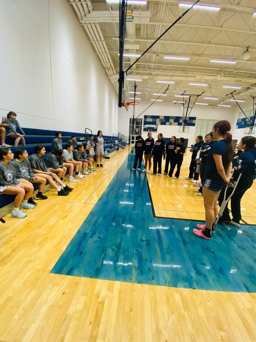 Del Valle Girls’ Basketball tweet media