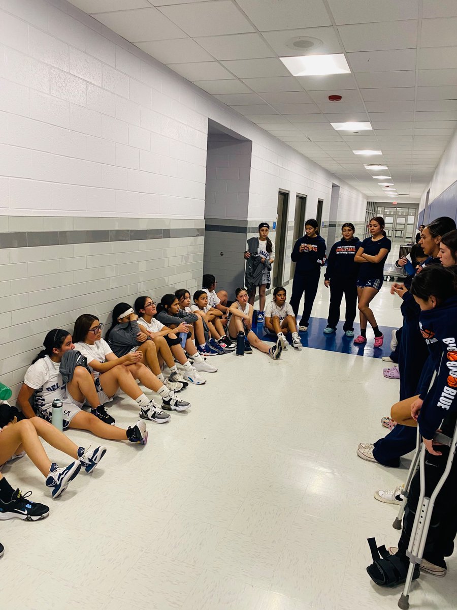 Del Valle Girls’ Basketball tweet media