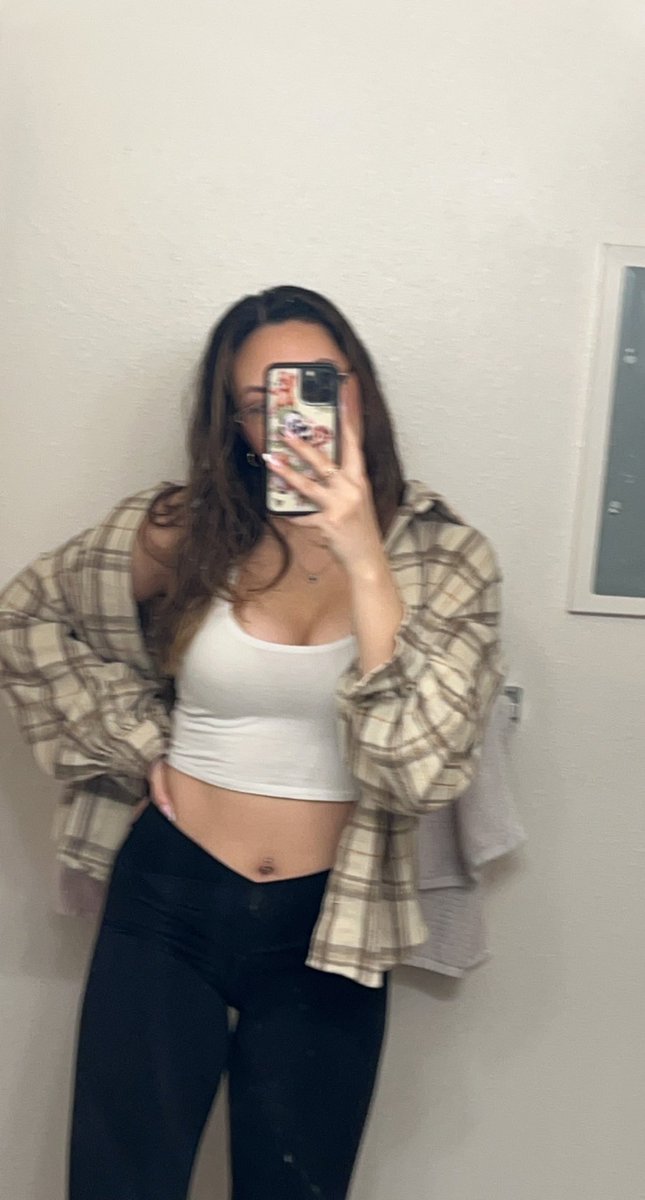 sienna🦔 tweet media