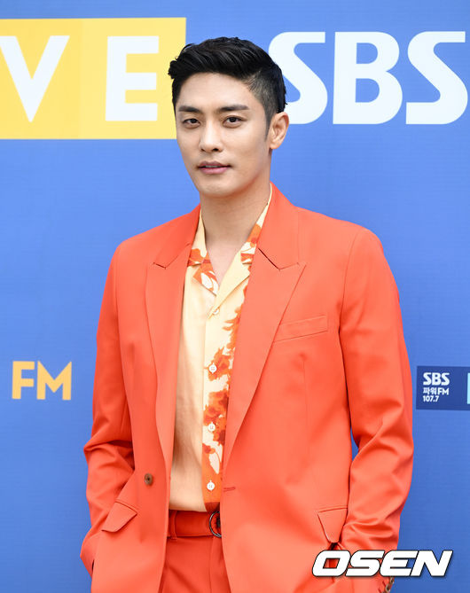 theseoulstory's tweet photo. [UPDATE] Lee Jae Wook, Choi Si Won and Sung Hoon are in talks as Seo In Guk's reincarnation for upcoming JTBC fantasy drama 'Death's Game'

Meanwhile, Jang Seung Jo has received casting offer for the same drama and is currently considering

Source:  https://t.co/7DH2bo3WKZ https://t.co/8UC4q9TPS5