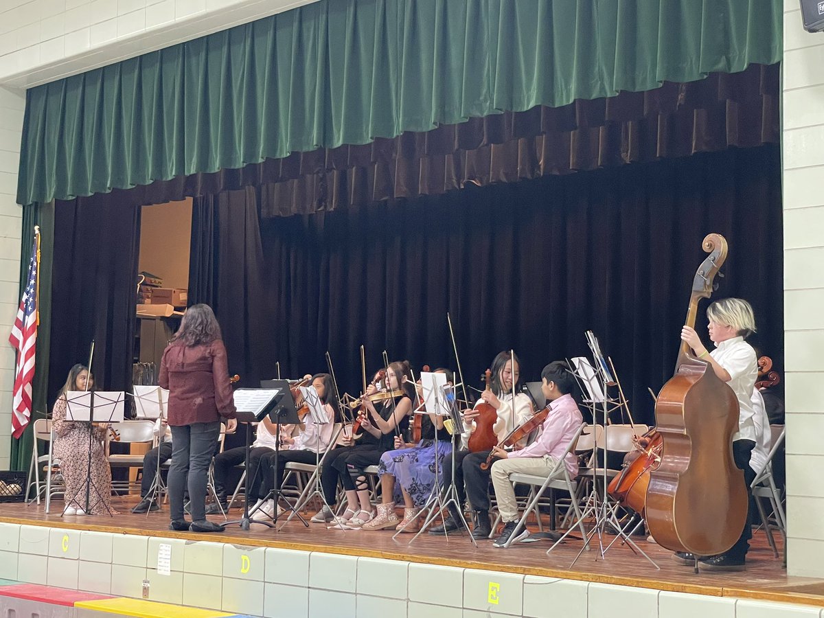 Kimberly Peck, NBCT (@_mrs_peck) on Twitter photo Our 5th grade band and orchestra students performed for their peers this AM and parents this evening and did wonderful <a href="/PerryHallES/">PerryHallES</a> Our 5th grade band and orchestra students performed for their peers this AM and parents this evening and did wonderful <a href="/PerryHallES/">PerryHallES</a>