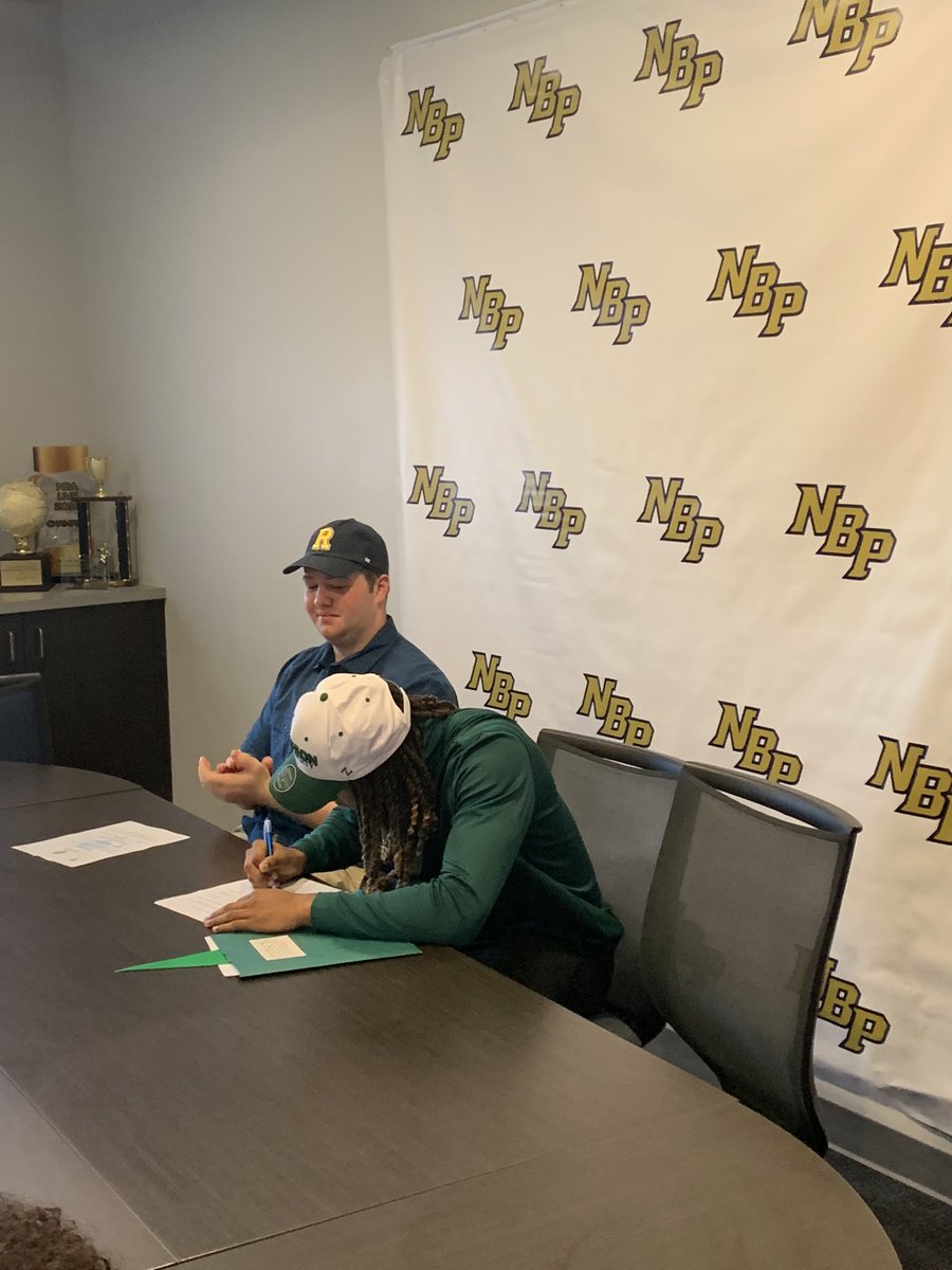 vinnygreco_'s tweet image. Huge congrats to @GrahamMathieu66 & @Juiiice_28 on your signings!!! @NBP_Football @NBPSEagles @NBPSAthletics @IamcoacHHeav @ChadMartinovich @StetsonFootball