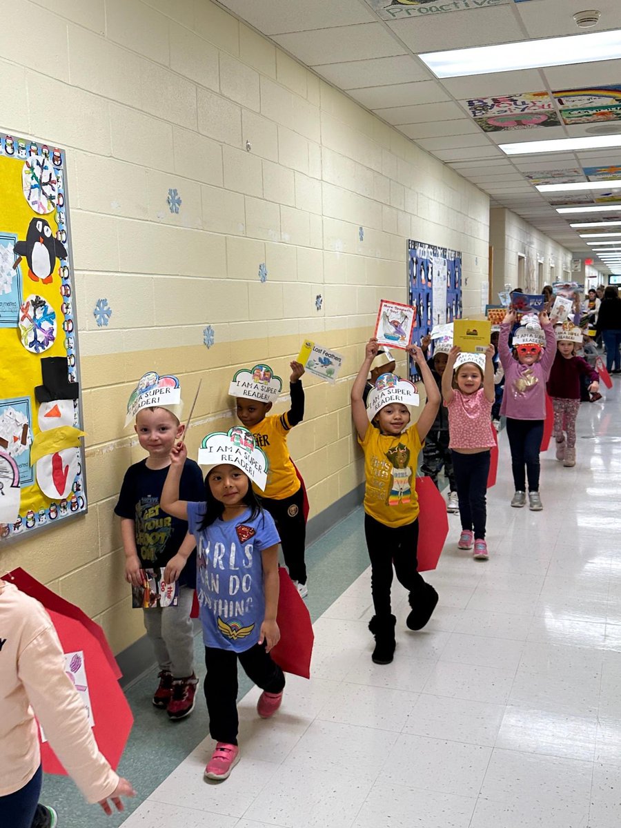 RidgeLCSD's tweet photo. Our kindergarten students celebrated completing their Super Reader Unit by having a Super Reader Parade! They learned about Picture Power, Reread Power, Sound Power, Pattern Power, Pointer Power, Partner Power, Snap Word Power, and Persistence Power! Great job readers! https://t.co/ONzzDV2JNd