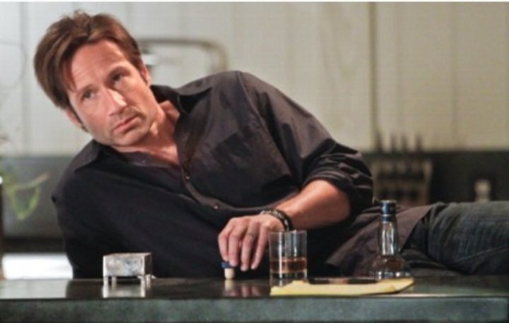 Marleydawn1's tweet photo. Work has been rough this week. Now its time to relax with my favorite man 😉😊😁 #DD #HotDavid #HandsomeDD #Sexy #Relaxing #DavidDuchovny 🔥😍🥰❤️ https://t.co/qrGzvTbIiC