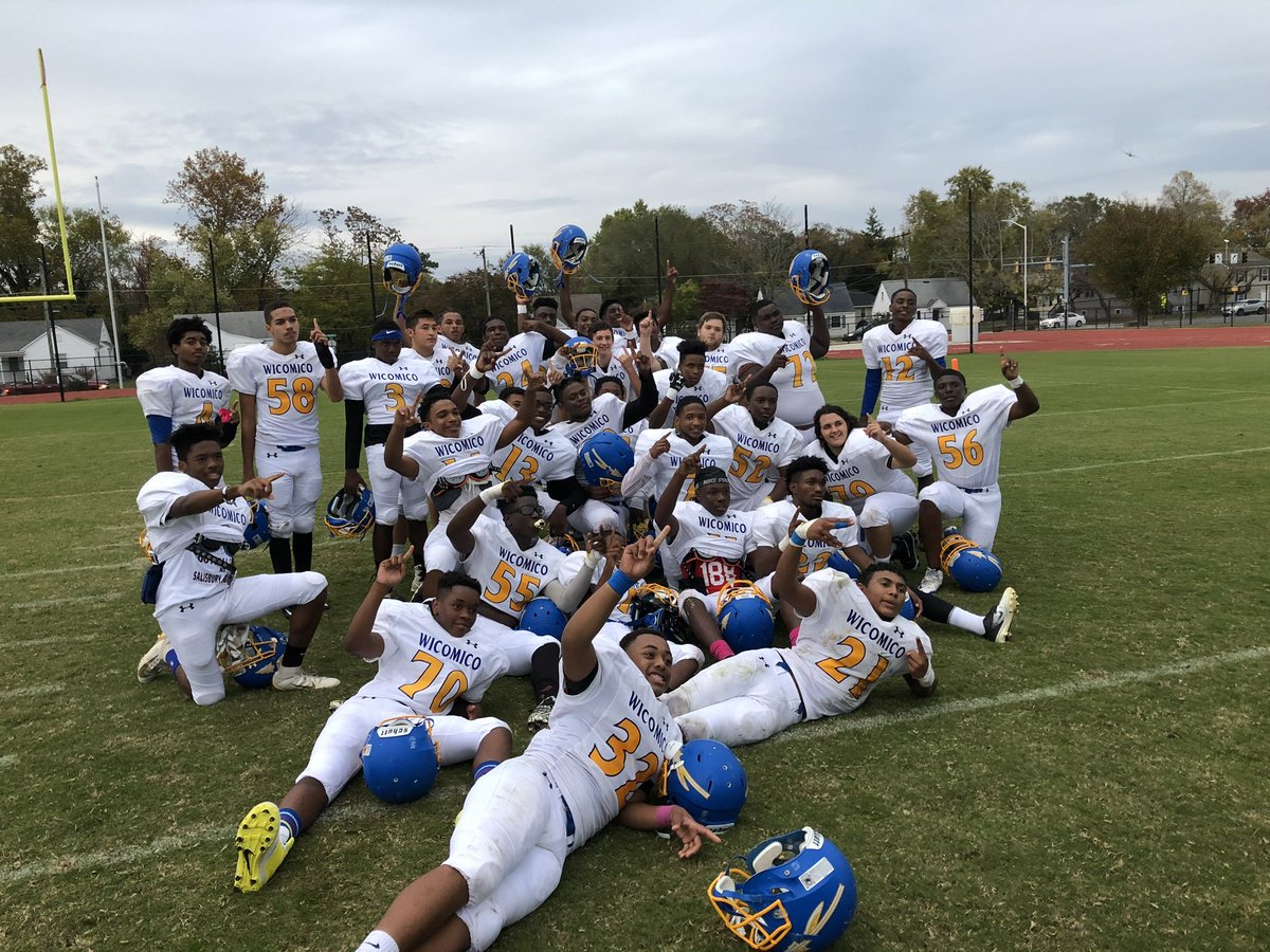 Coach Alec Meintzer tweet media