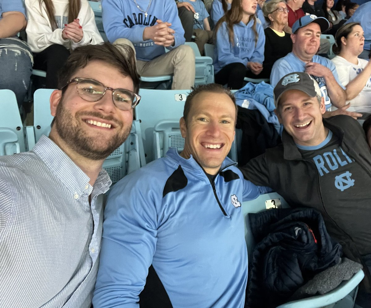 First @UNC_Basketball game for our superstar fellow Dan Peters who is not (yet) on twitter. Glad to introduce him to the Tar Heel Family with @cedittus @UNC_Lineberger @OslerResidency #OslerPride